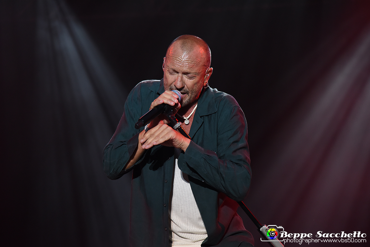 VBS_0896 - Concerto Biagio Antonacci - Palco Centrale Tour 2023.jpg